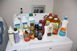 lot 95 image: Laundry and household cleaners