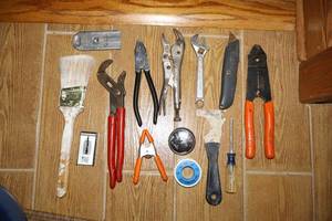 lot 97 image: Misc. tools