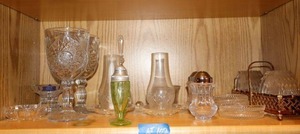 lot 102 image: Uranium glass salt shaker, Misc. crystal table itmes with coaster caddy