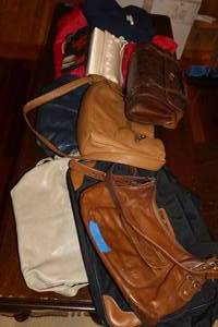 lot 218 image: Ladies purses and wind jacket