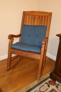 lot 231 image: Rocking chair - 25w x 44 back height