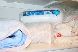 lot 235 image: Craft fill and blankets