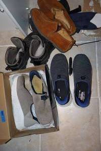 lot 266 image: Shoes size 9, boots, slippers, and medical shoes