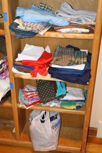 lot 281 image: Sewing fabric pieces