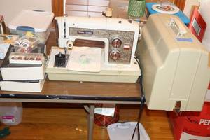 lot 273 image: Sear Kenmore sewing machine with accessories