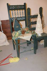 lot 362 image: Painted wood decorative chairs and home decor