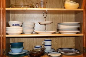 lot 111 image: Pfaltzgraff 2-tier tray, plates and bowls and more