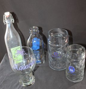 lot 137 image: Collection of Vintage Glassware including a Hacker-Pschorr beer glass and Hofbrauhaus Munchen beer mug