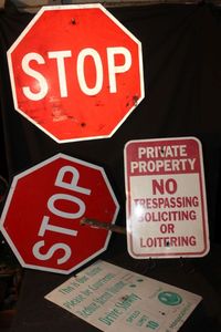 lot 190 image: Used street signs,&nbsp