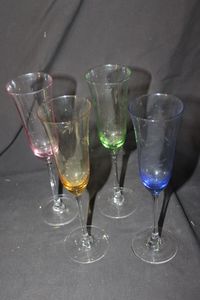 lot 208 image: Four Vintage Colored Crystal Champagne Flutes featuring Etched Leaf Pattern and a Clear stem and Base
