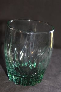lot 244 image: Six Vintage Anchor Hocking Central Perk Green Glasses