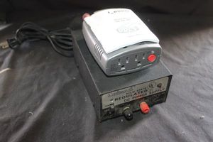 lot 273 image: Two vehicle Power Inverters
