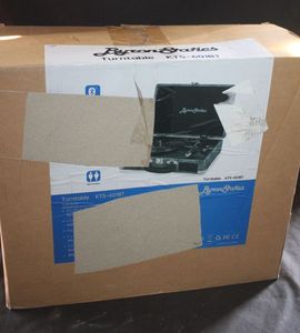 lot 275 image: Brycon Statics Turntable KTS 601BT in Original Box