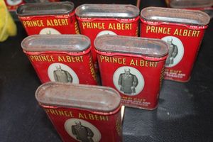 lot 315 image: Six Vintage Prince Albert crimp cut pipe and cigarette tobacco tins (empty)