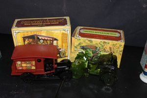 lot 385 image: Truck and motorcycle