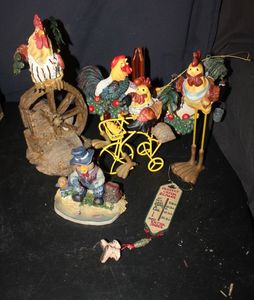lot 403 image: Rooster Home Decorations