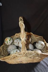 lot 425 image: Basket full of Diffent Kinds of Decorative Balls