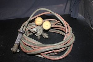 lot 454 image: Torch Hose and Gauges