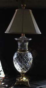 lot 271 image: Vintage Waterford Hospitality Pineapple Pattern Cut Crystal Table top Lamp with shade. Featuring a diamond quilted crystal body, brass accents and footed brass base. approx. 25-30 inches tall and is approximately 8-9 pounds. This is a beautiful Lamp