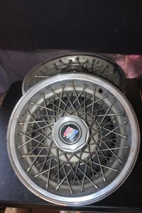 lot 474 image: Set of Vintage Buik Hub Caps