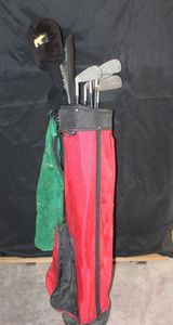 lot 478 image: Golden Bear Golf Clubs and Bag as Shown