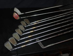 lot 487 image: Northwestern Golf Club Set as Shown in Photos