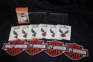 lot 517 image: Harley Davidson Swag