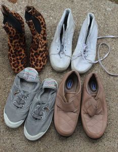 lot 580 image: Ladies Shoes Including Vans and More, See Photos