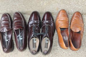 lot 585 image: Mens Dress Shoes