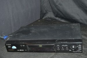 lot 636 image: Sony DVD Player