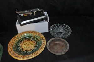 lot 637 image: Tops Cigarette Tube Stuffer and Vintage Ashtrays