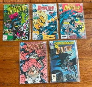 lot 139 image: Selection of vintage DC Comics - 1990-91 - Detective Comics - 622,624,627,636,646