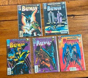 lot 165 image: Selection of vintage DC Comics - 1994 - Batman - Detective Comics - 675,676,677,678,679