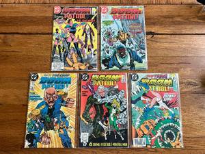 lot 190 image: Selection of vintage DC Comics - 1988 - Doom Patrol - 14,15,16,17,18