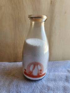 lot 32 image: Vintage glass Ruffs Dairy St. Clair Michigan One Quart Store Glass 5 cent - with rare Whipping Cream milk cap