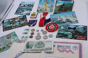 lot 101 image: Foreign Currency and Collectibles