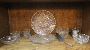 lot 113 image: Mixed lot of vintage glassware