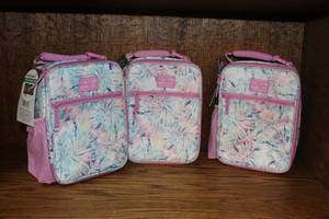 lot 125 image: 3 unused lunch bags
