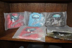 lot 127 image: 7 unused lunch bags