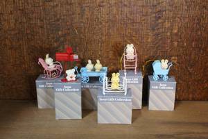 lot 11 image: vintage Avon Spring Bunny Collection ornaments
