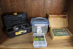 lot 210 image: Mix of tools see pictures for details