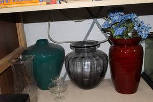 lot 223 image: Vases