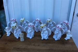 lot 75 image: collection of vintage Dreamsicles baby angel figurines