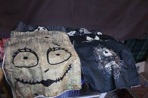 lot 284 image: 6- nightmare before Christmas pillow cases