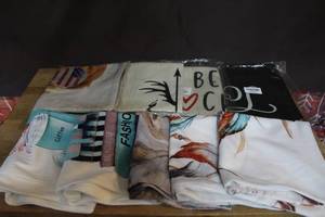 lot 287 image: Pillowcases see pictures for details