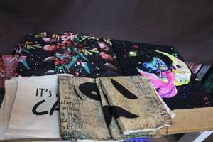 lot 288 image: Pillowcases see pictures for details