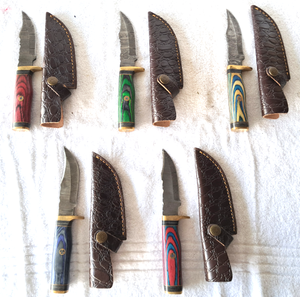 lot 29 image: NEW genuine Damascus steel blade knives with leather sheaths (Bid is times the quantity)