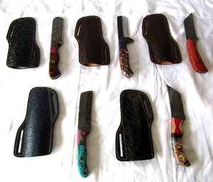 lot 75 image: NEW genuine Damascus steel blade knives with leather sheaths (Bid is times the quantity)
