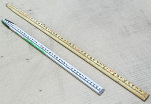 lot 100 image: Telescopic Survey Rod Leveling Poles, CRAIN 90343 16ft Fiberglass and aluminum
