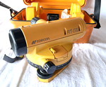 TopCon AT-G6 Auto-level with storage case